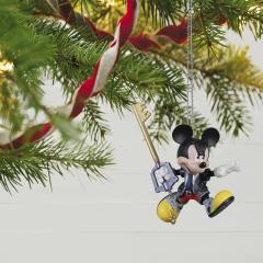 Disney-Kingdom-Hearts-King-Mickey-Keepsake-Ornament_1799QXD6535_02.jpg