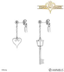 AMNIBUS Kingdom Hearts Frame Earrings